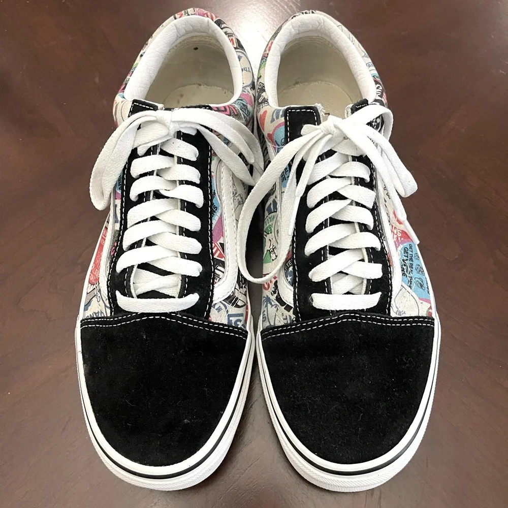 VANS Women’s Size 9 1/2 Black and White Graphic Sneakers - Picture 2 of 8